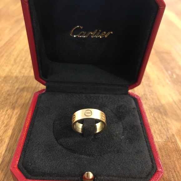 100% Authentic 18K Cartier LOVE Ring size 4.75. Thicker version - Picture 1 of 5